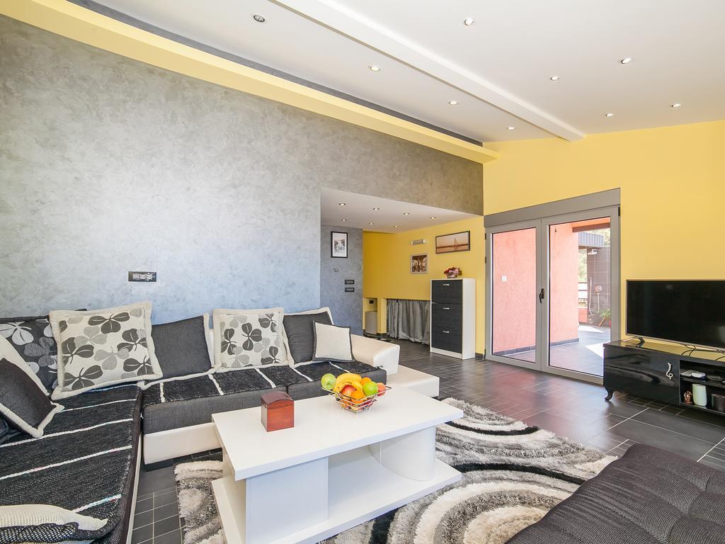 Apartments Princess View Sveti Stefan Exterior photo